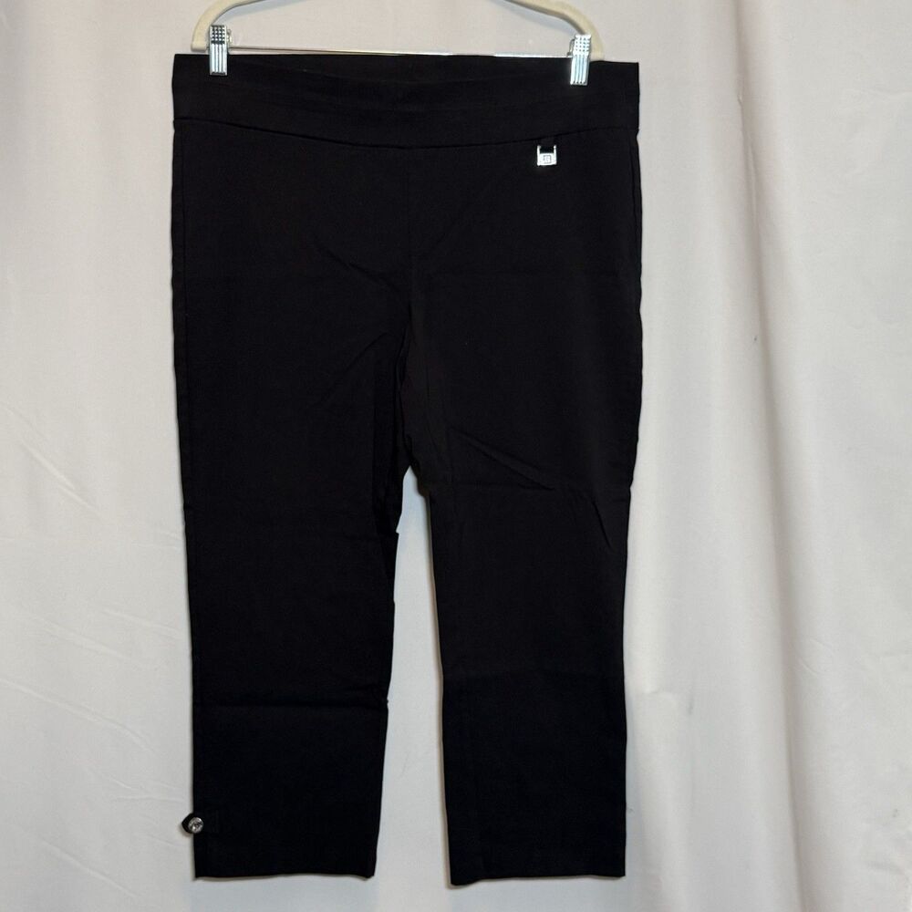 Rafaella Black Capri Pants